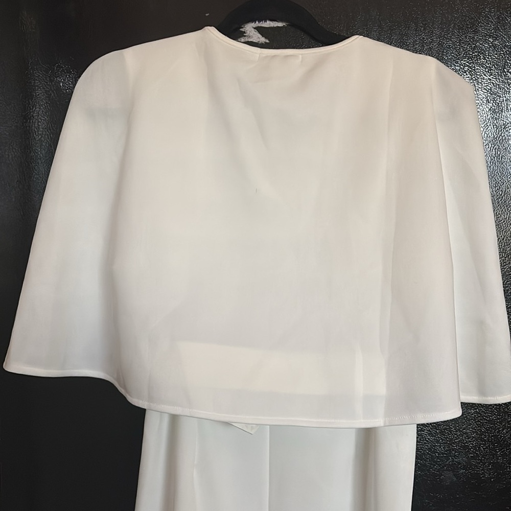 Women’s Dress - Picture 5 of 7
